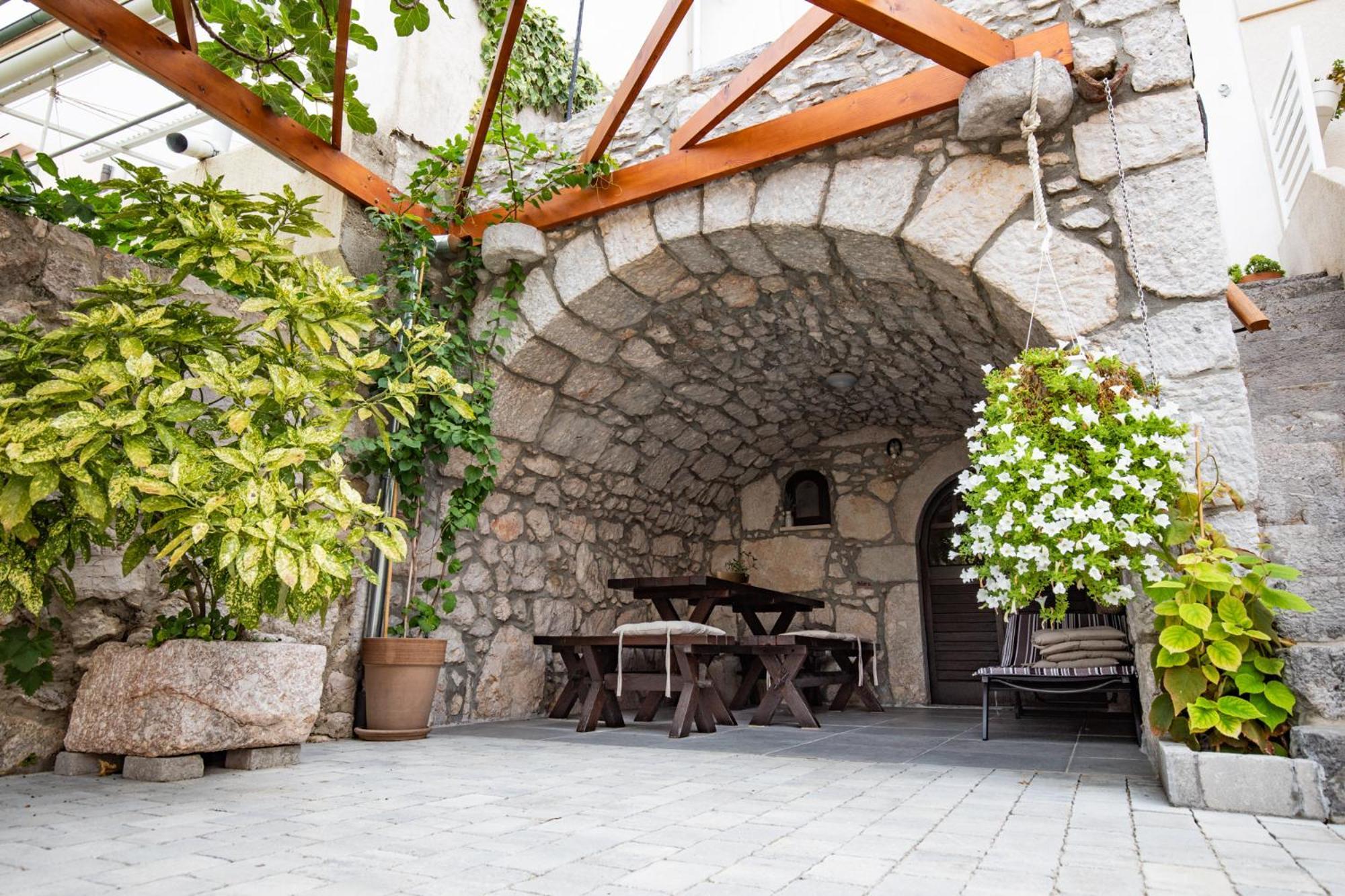 Guest House Otto Punat Εξωτερικό φωτογραφία